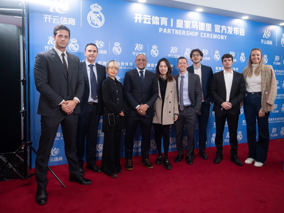 里维拉:不能指望莱奥每次都一己之力赢球,强如贝利也无法做到 里维拉:不能指望莱奥每次都一己之力赢球,强如贝利也无法做到